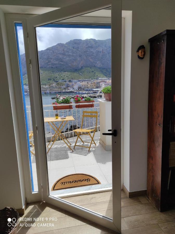 La Casa Di Giulio - Holiday Home Isola delle Femmine Luaran gambar